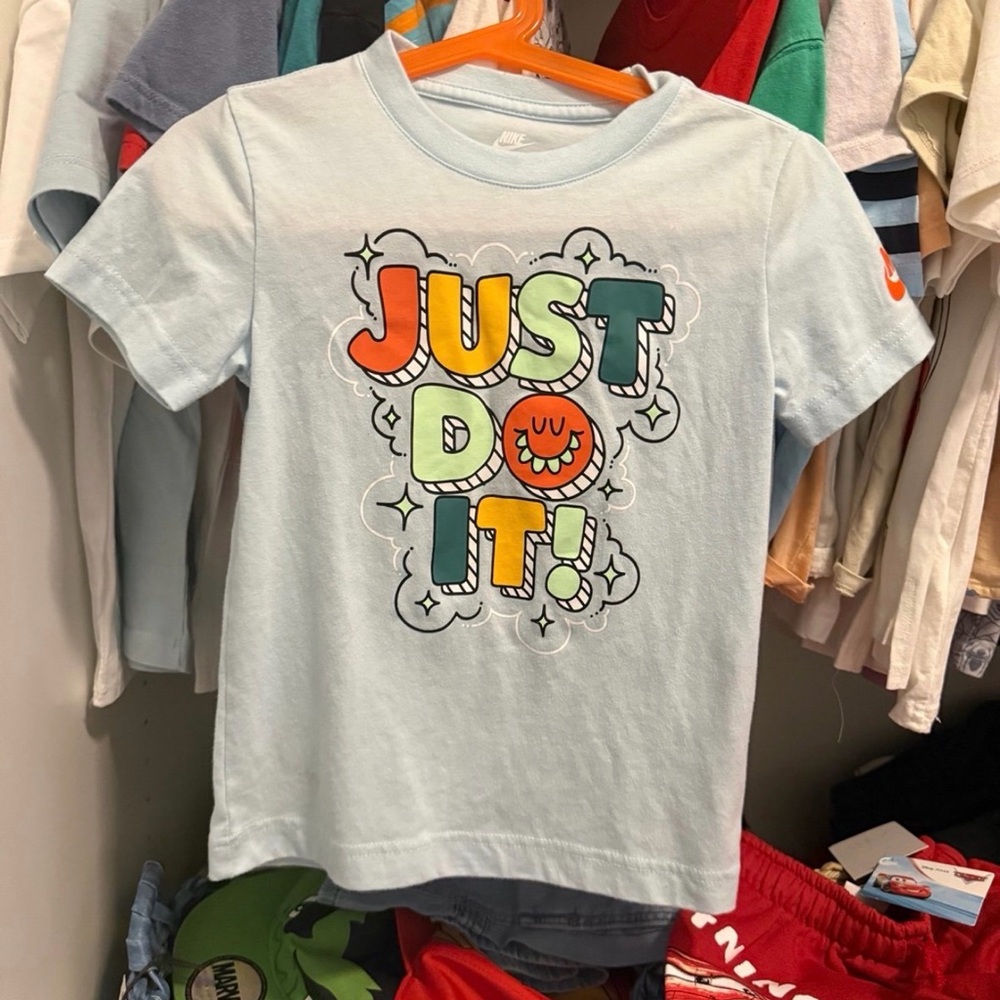 Nike Kids Light Blue 'Just Do It' T-Shirt boys 4-5